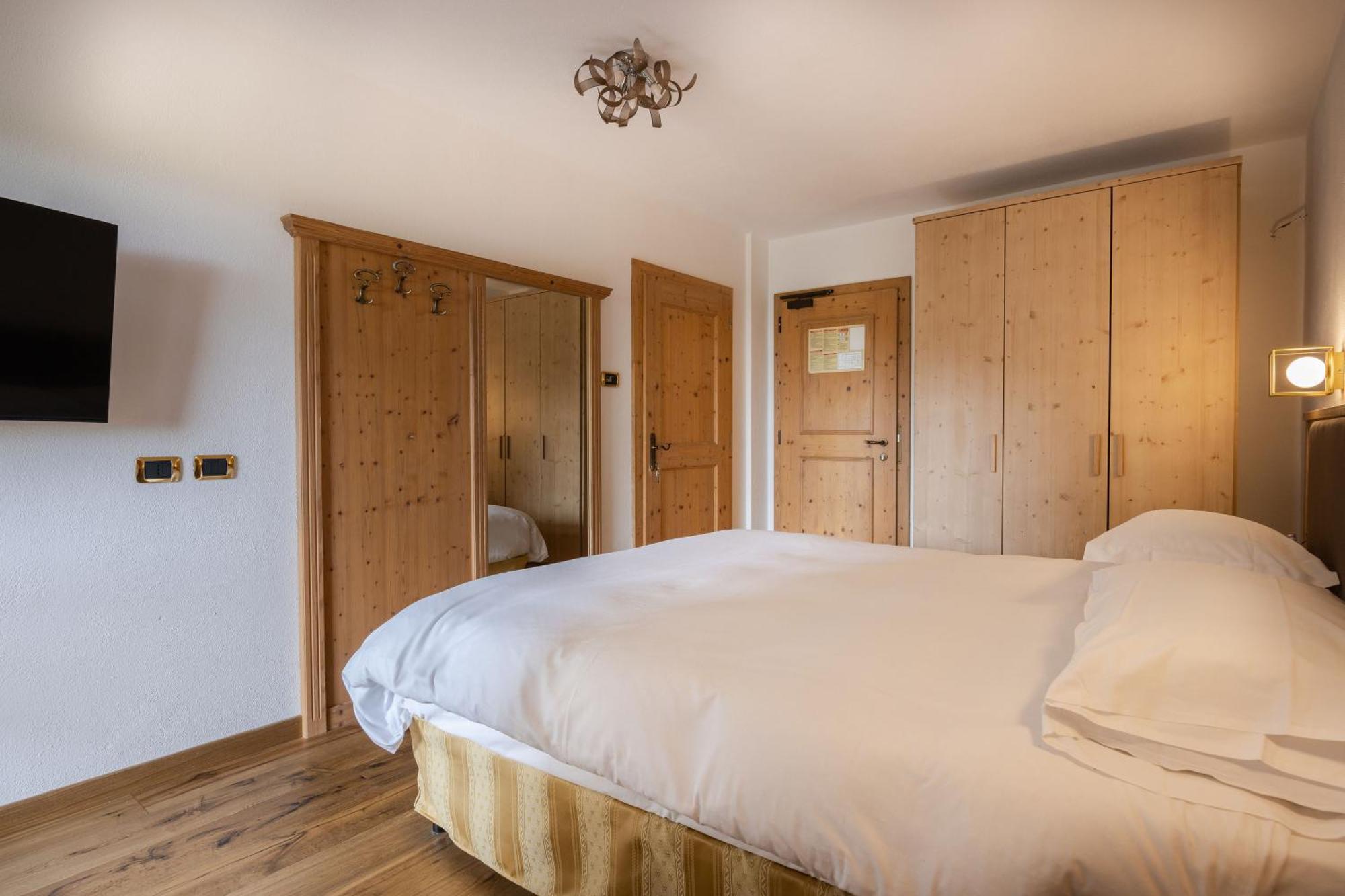Hotel Stalon Alpine Chic (Adults Only) San Martino Di Castrozza Exterior photo