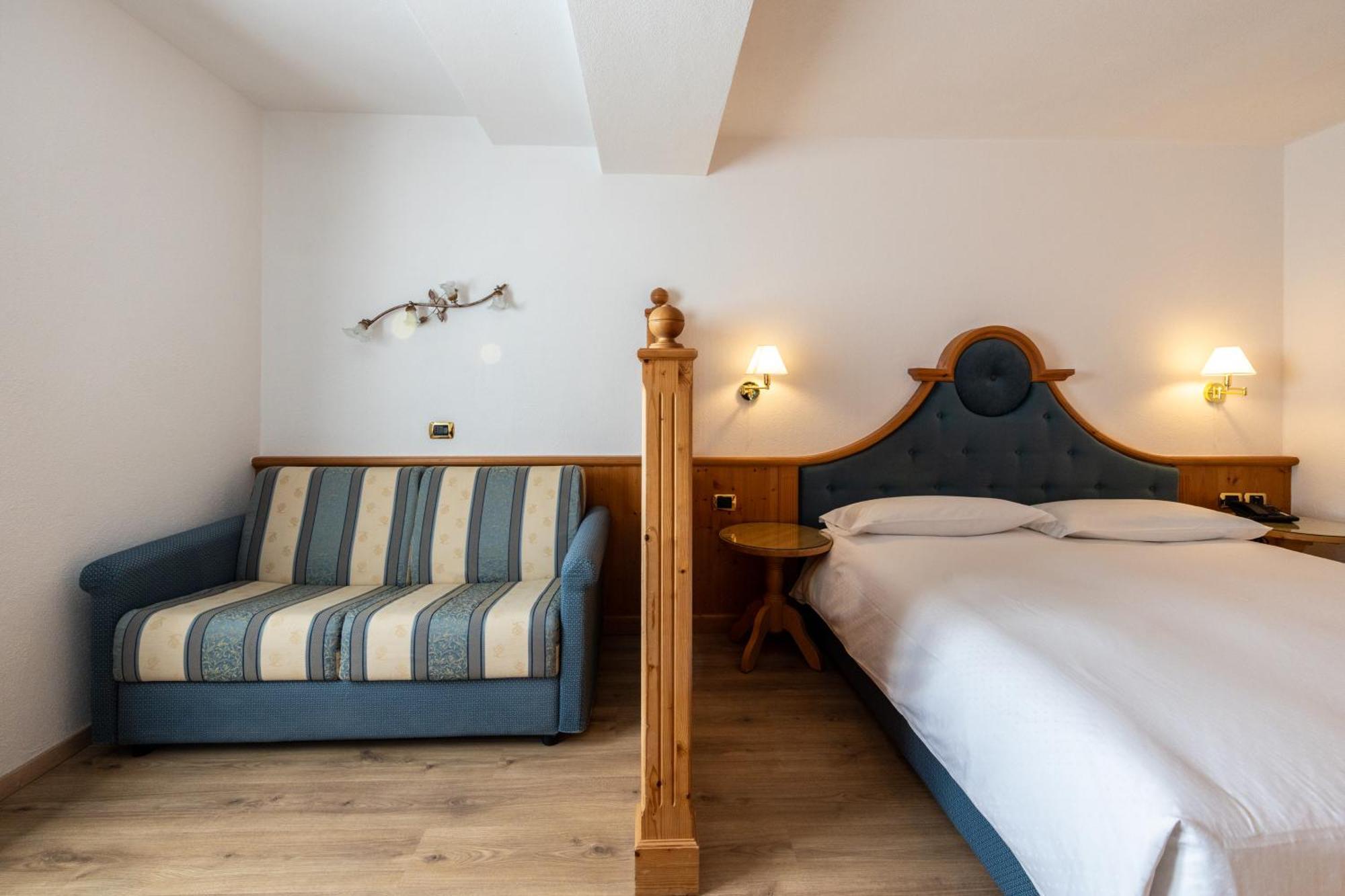 Hotel Stalon Alpine Chic (Adults Only) San Martino Di Castrozza Exterior photo