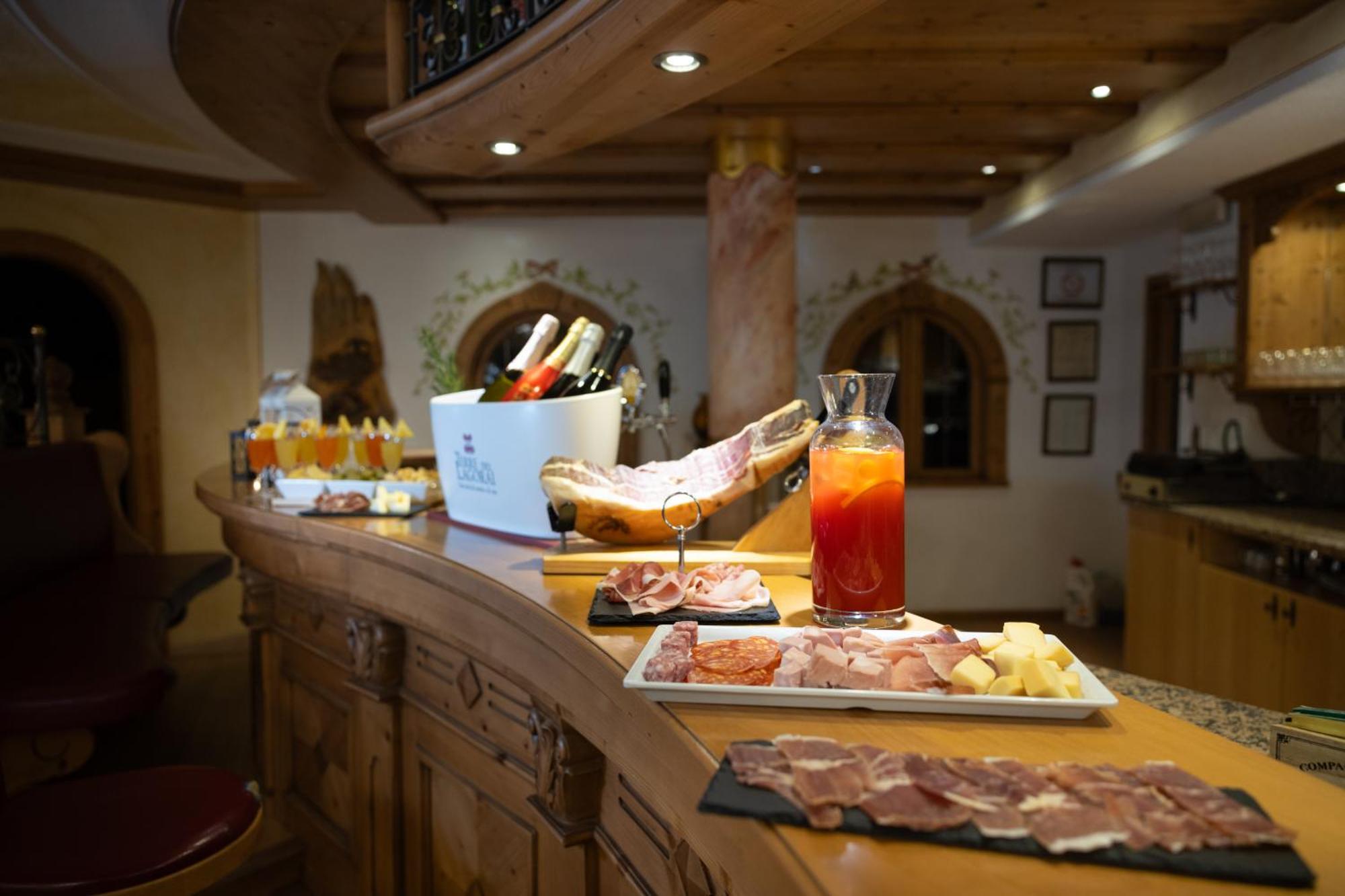 Hotel Stalon Alpine Chic (Adults Only) San Martino Di Castrozza Exterior photo