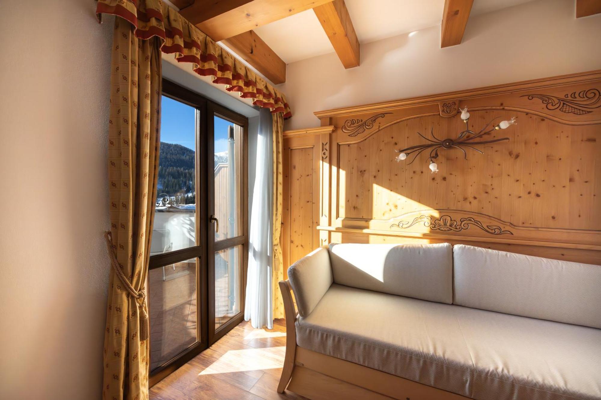 Hotel Stalon Alpine Chic (Adults Only) San Martino Di Castrozza Exterior photo