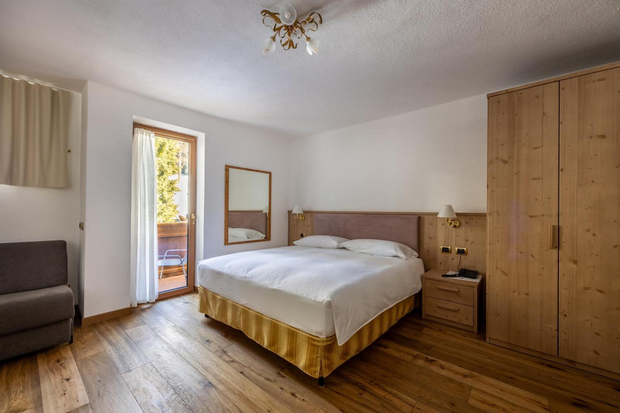 Hotel Stalon Alpine Chic (Adults Only) San Martino Di Castrozza Exterior photo