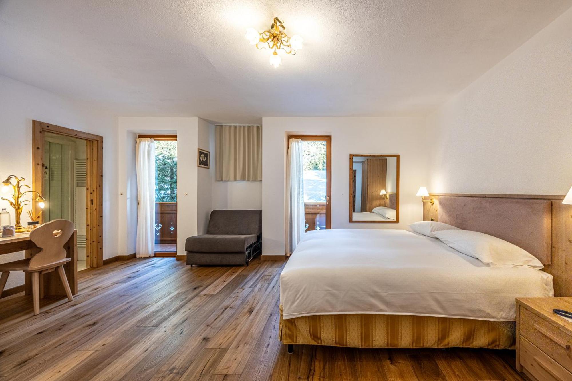 Hotel Stalon Alpine Chic (Adults Only) San Martino Di Castrozza Exterior photo
