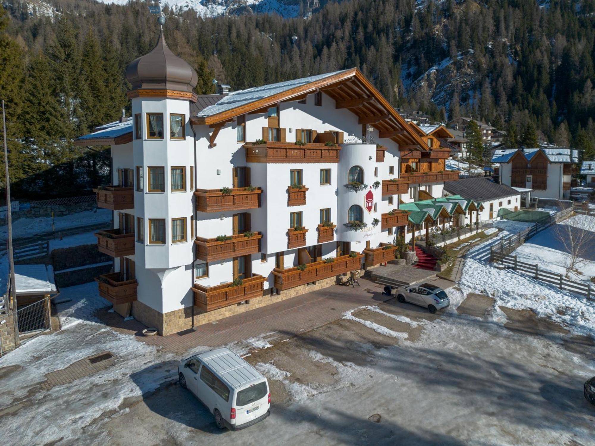 Hotel Stalon Alpine Chic (Adults Only) San Martino Di Castrozza Exterior photo